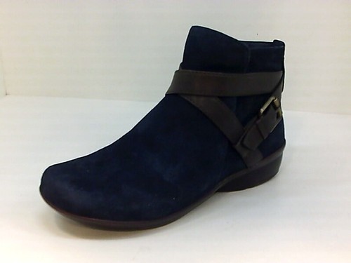 naturalizer cassandra navy