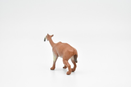 Macrauchenia, Long Neck Llama Ice Age Mammal, Realistic Plastic Toy 3" F3133B224 - Picture 6 of 6