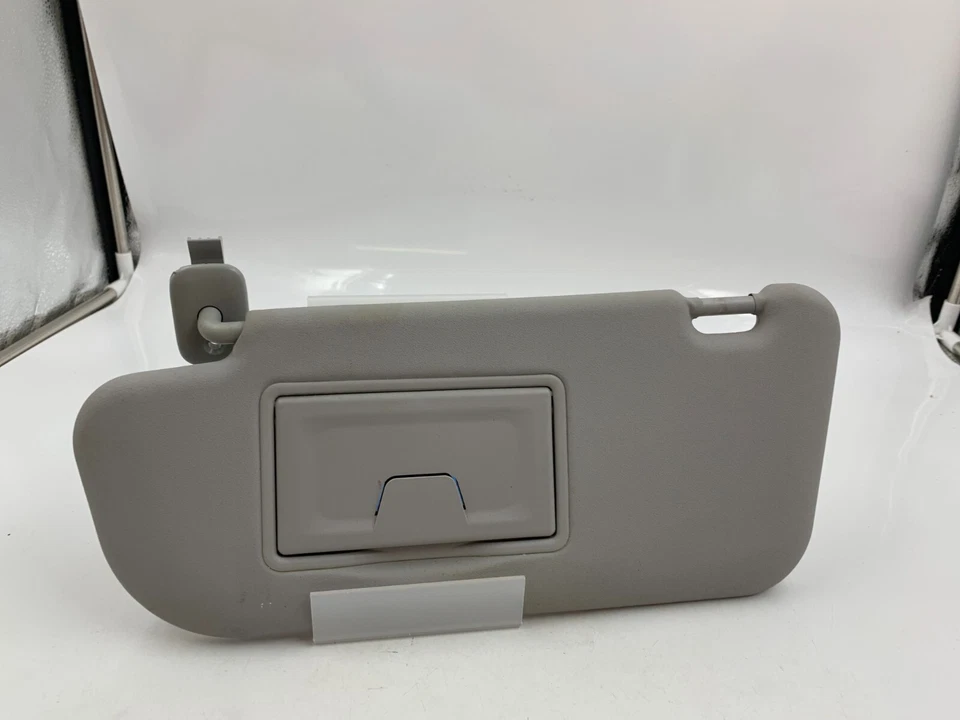 Parasol gris para conductor Mazda 3 2004-2009 OEM E01B20026 Foto 2 de 4