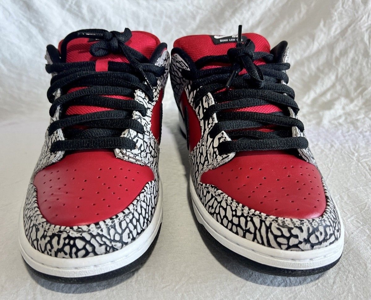 入手困難レアコラボ!Nike SB x Supreme Dunk Low Red Cement Size 11 - Nike Supreme x Dunk Premium SB Low Red Cement for