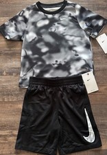 NWT Nike Boys 7 Black/Gray/White Dri-Fit Shirt  Shorts Set Size 7