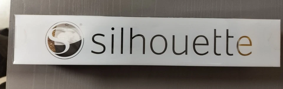 Silhouette transferencia de calor brillo dorado Foto 2 de 3