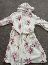 Cat and Jack Girls Winter Holidays SnowFlake Bath Robe