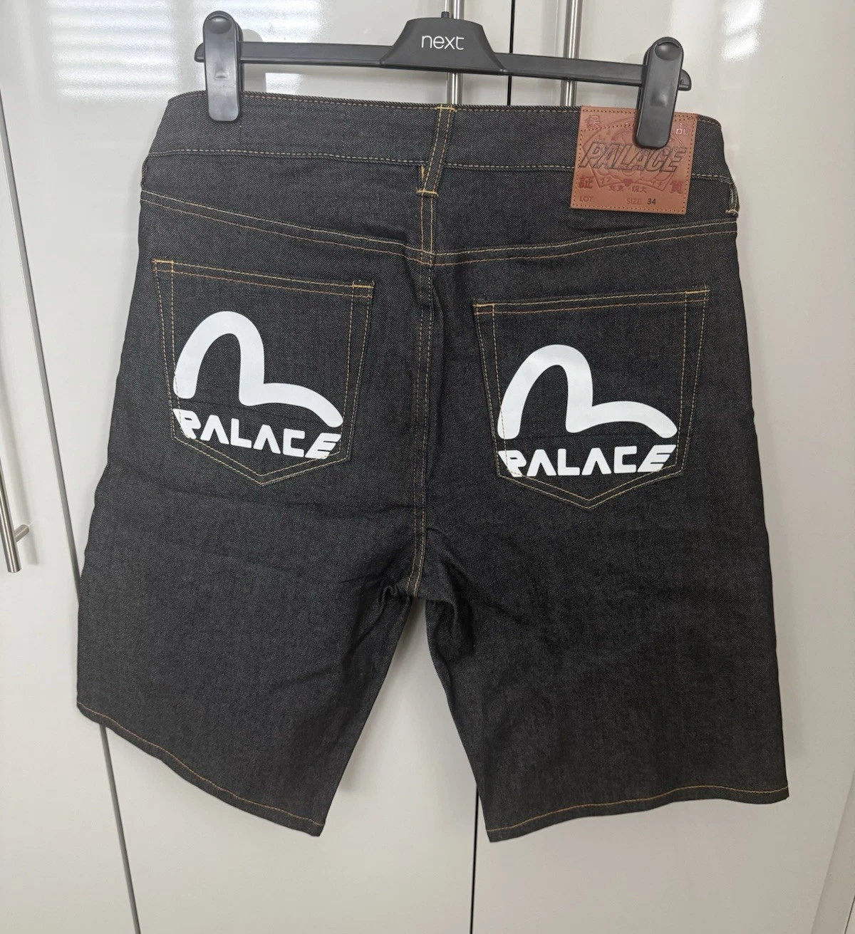 Palace x evisu raw Denim Shorts Logo 5-Pocket Button Fly 34x34