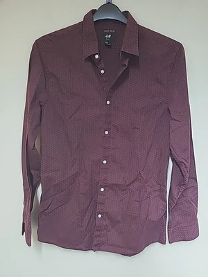 H&M Men’s Slim Fit Burgundy Spotted Long Sleeve Shirt Easy Iron Sze Medium sku20 - Image 1 of 4