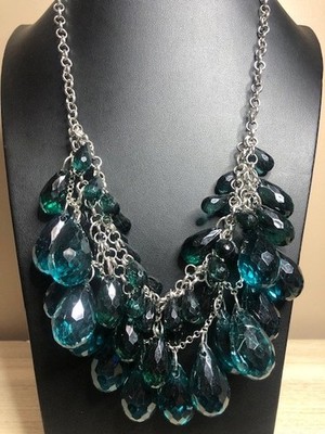 B2621 Roberta Chiarella Statement dramatic Necklace Green Briolette Teardrop 20''