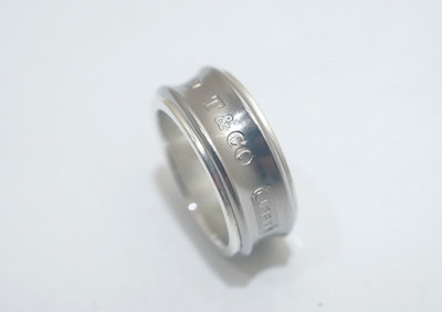 Tiffany & Co Sterlingsilber & Titan 1837 breiter Ring Größe 6,5