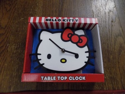 Sanrio Classic Hello Kitty Table Top Desk Analog Clock Accutime cat Face Shaped