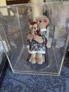ADORABLE SMALL BEARS FOR A BIG WORLD "GRANDMA"  LITTLE BEAR IN ROCKING CHAIR