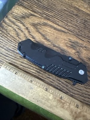 Black Metal Frame  Flick Easy Open Tactical Crosslock Knife Sharp