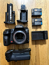 PENTAX K-5 16.3MP DSLR Body Black w/ Battery Grip, Charger  2 Batteries