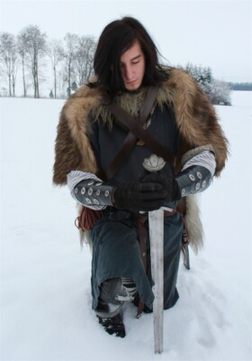 Y3ne Vikinges Collier Fausse Fourrure Avec Boucle Médiévale