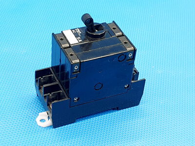 FUJI Electric Sicherungsautomat CP32E/5 5A Circuit Protector
