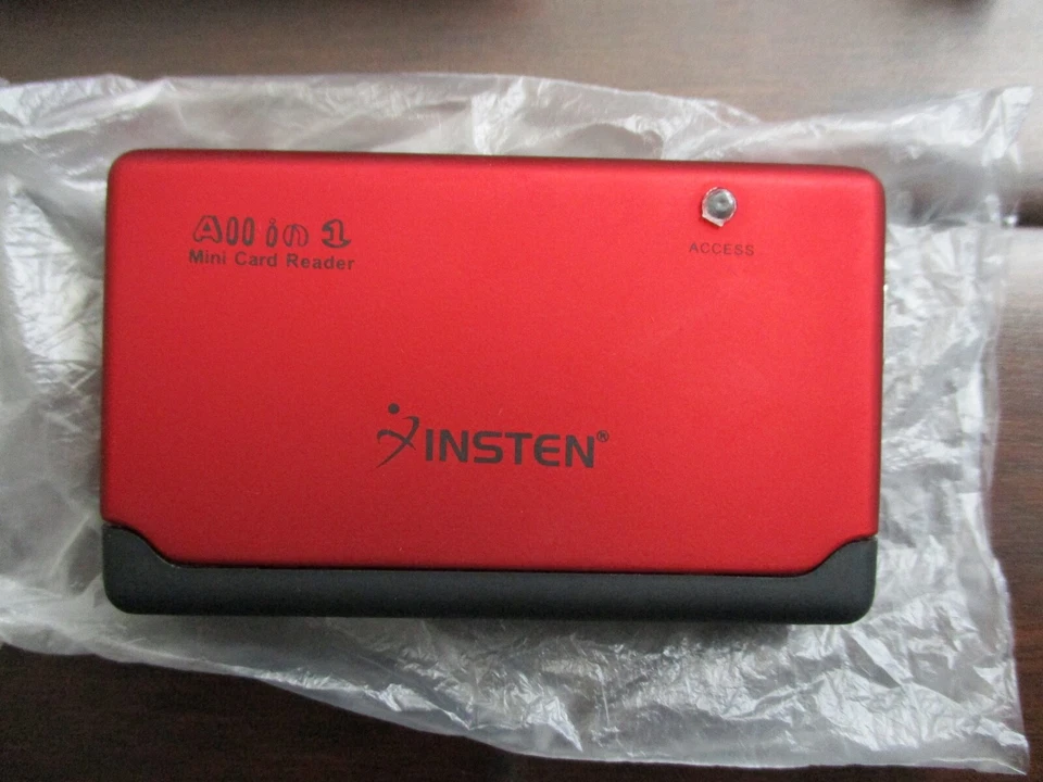 Insten J840 USB 2.0 26-in-1 Memory Card Reader - Image 2 of 4