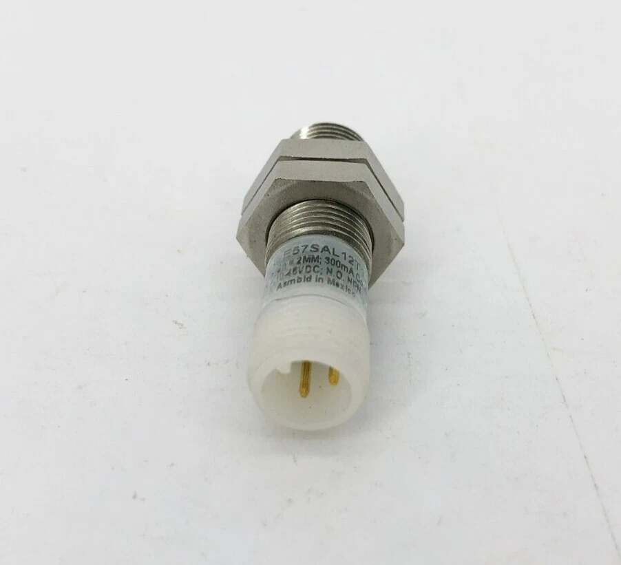 New Eaton E57SAL12T110SD Proximity Sensor 2mm Range 6-48VDC - Image 4 of 4