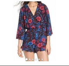 NWT Everly Floral Print Surplice V-Neck Floral Boho Romper Bell Sleeve P6919 K67