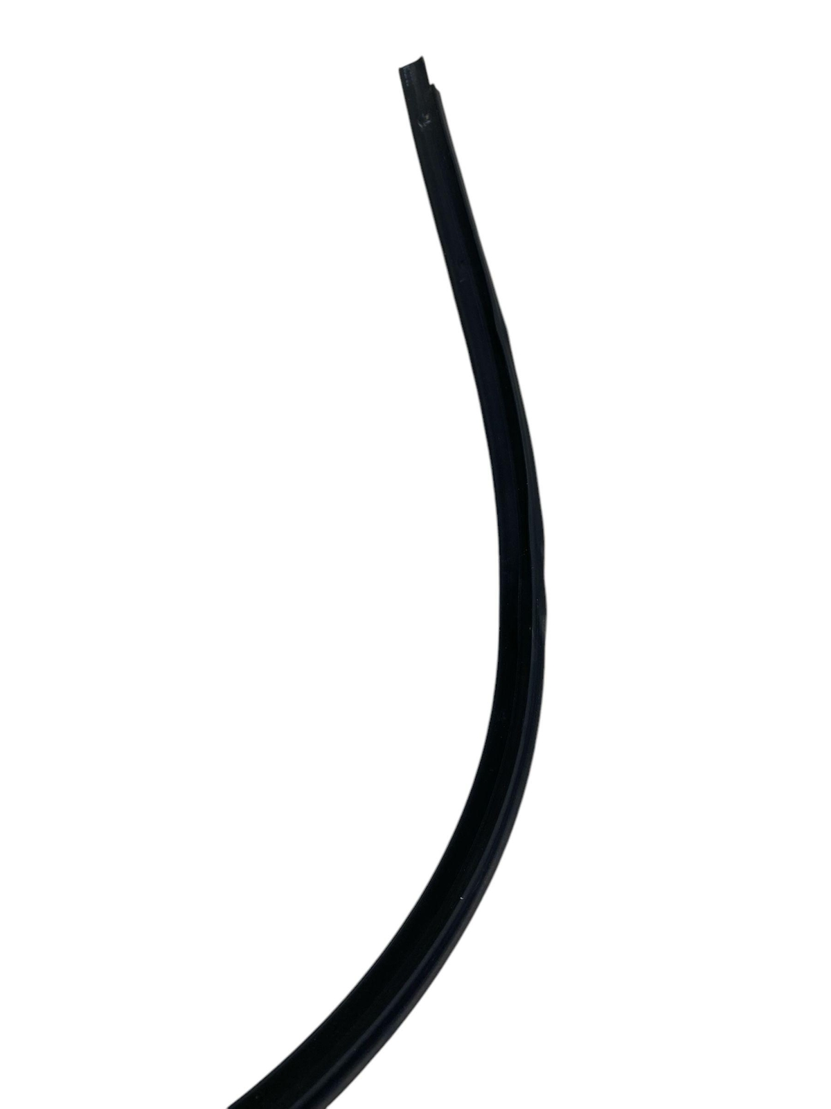 2019-2023 ASTON MARTIN VANTAGE RIGHT WINDOW WEATHER STIPPING GASKET KY63C215K44A