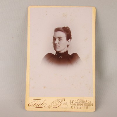 Vtg Antique Studio Photo Cabinet Card Nice Woman Duluth Mn