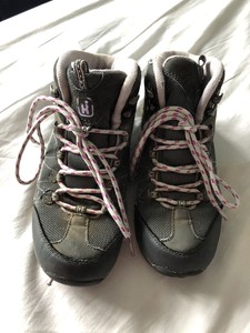 hi gear walking boots