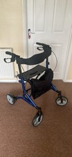 Rollator 4-Wheeled Walker With Breaks , Seat And Bag
