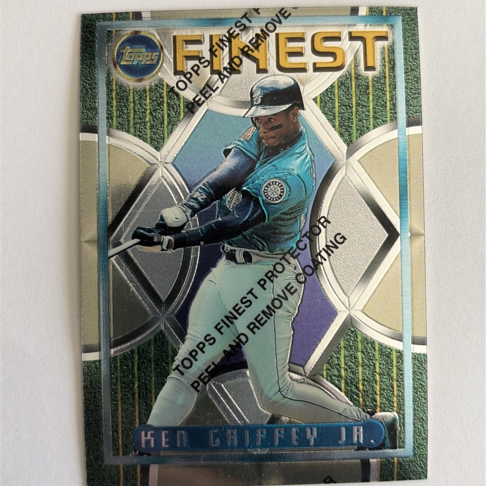 1995 Topps Finest Ken Griffey Jr Mariners #118 with Protective Coating- 