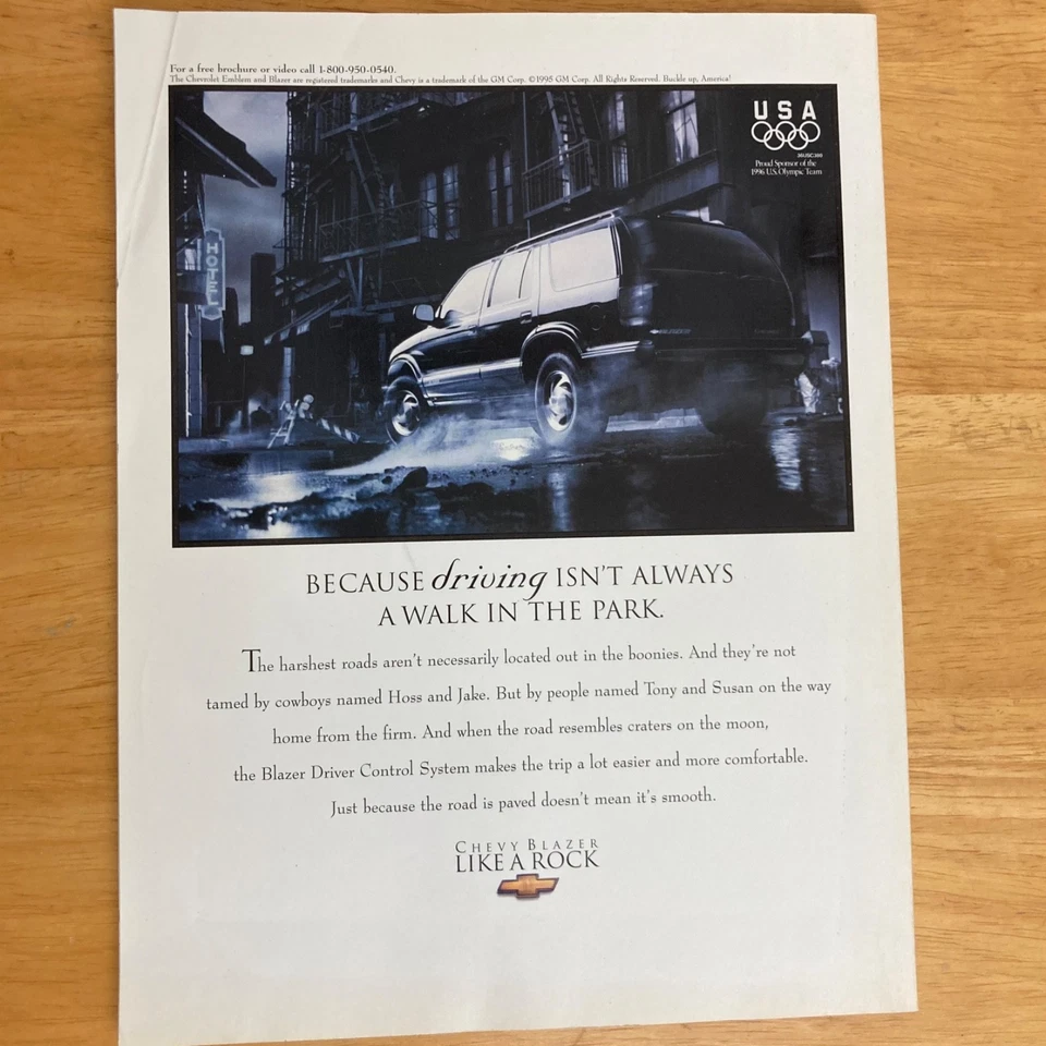 Revista de baloncesto profesional Sports Illustrated 95-96 Hakeem Olajuwon octubre 1995 Foto 2 de 3