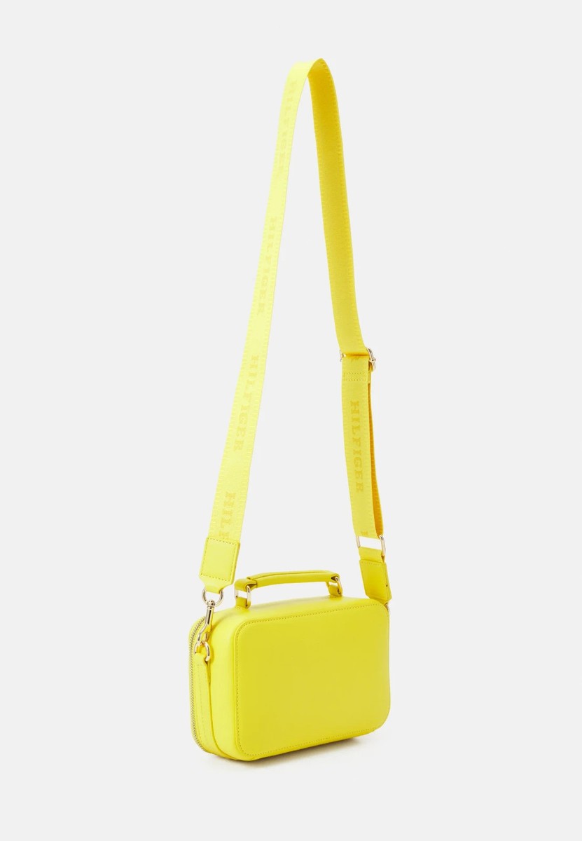 Tommy Hilfiger Women's Iconic Camera Crossbody Bag Valley Yellow