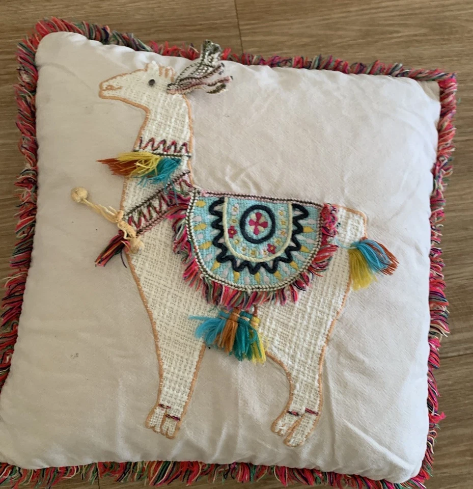 🦙 OOAK Hand Embroidered Llama / Alpaca Cushion with Insert – Boho Folk Style - Image 2 of 4