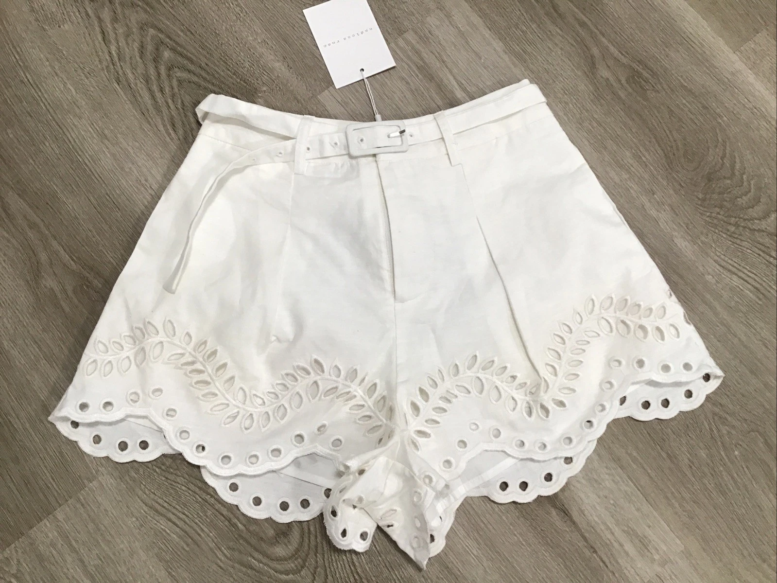 NWT Endless Rose Womens Sz S Shorts Embroidered High Waist Belted White NEW