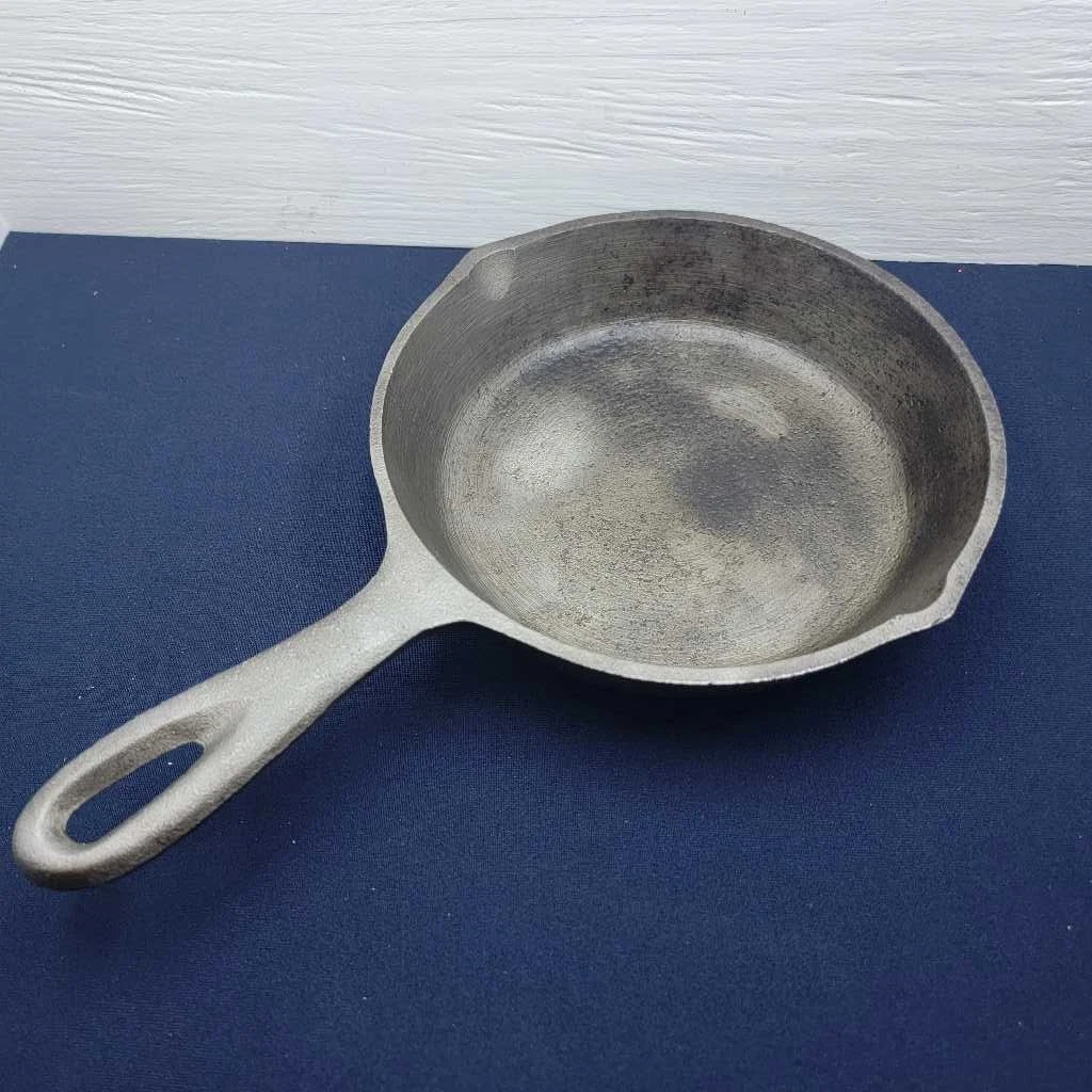 Vintage Cast Iron Skillet Pan NO 3 6 1/2 Inch Made In USA Unseasoned