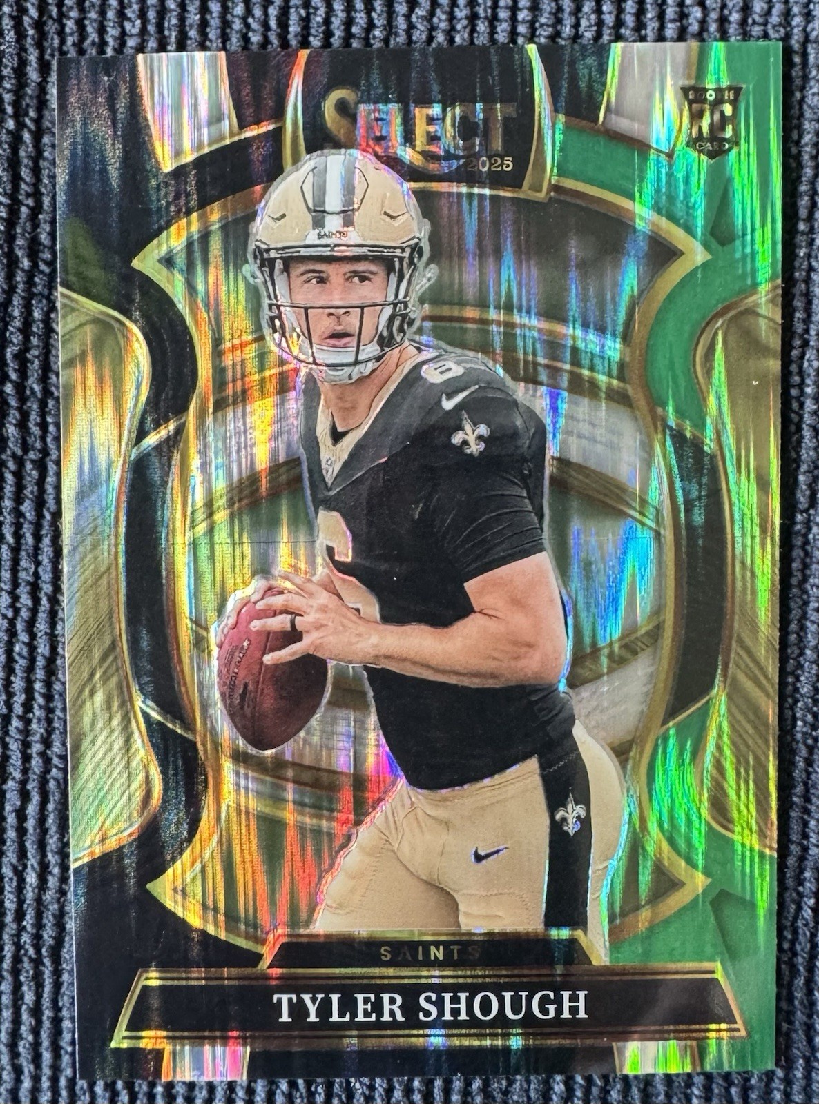 2025 Select Tyler Shough Rookie Card #41 BLACK & GREEN SHOCK Prizm RC Saints