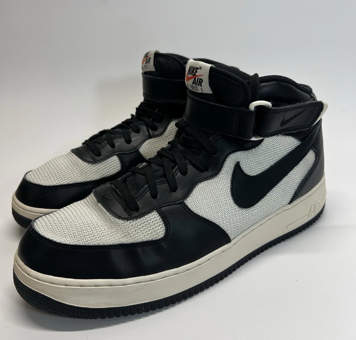 NIKE AIR FORCE 1 MID WHITE BLACK 新品未使用 Nike Air Force 1 '07 Mid White Black for Sale | Authenticity