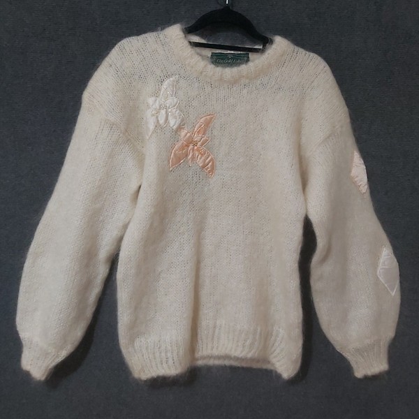 Gold Label Designer Collection Size M White Mohair Jumper Crew Neck Floral Motif