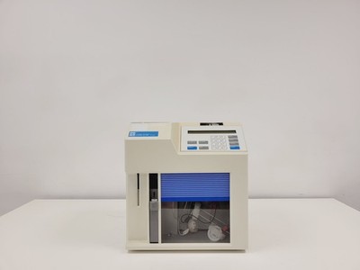 YSI 2300D 110V STAT Plus Glucose Lactate Analyzer Lab Spares/Repairs