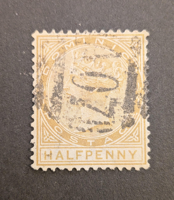 DOMINICA VALUE STAMP # 4