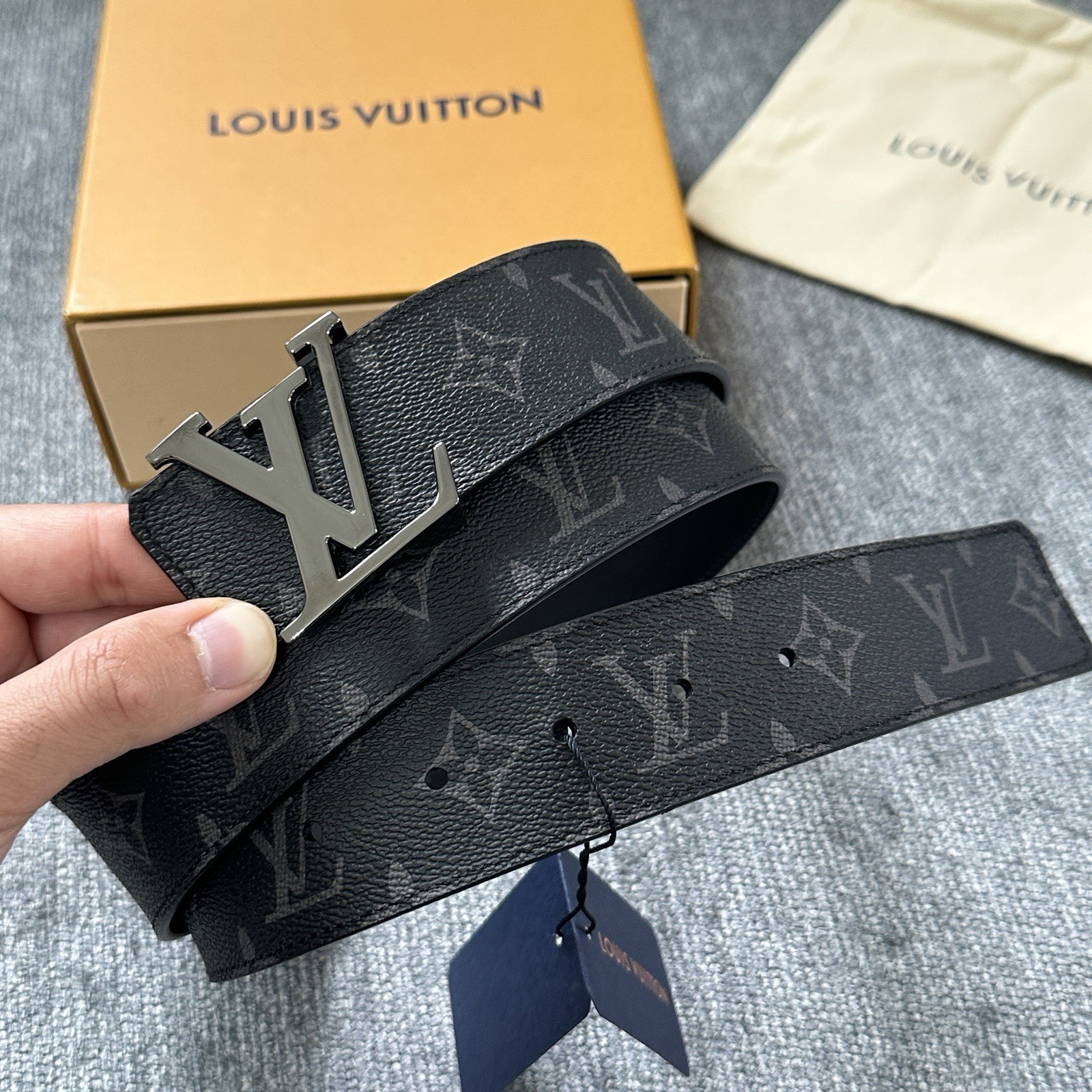 Authentic Louis Vuitton Black Eclipse Monogram Be… - image 1