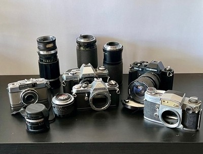 Large Vintage Lot 5 ~ 35mm Cameras With Several Lenses ~ Camera Body