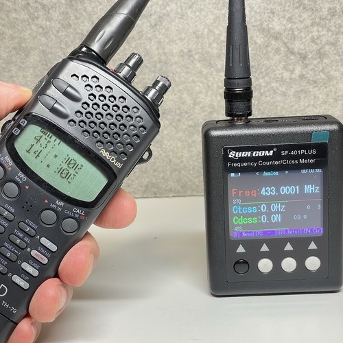 KENWOOD TH-79 Handheld Transceiver w/Original Antenna & BT-9 Battery Case - Zdjęcie 3 z 12