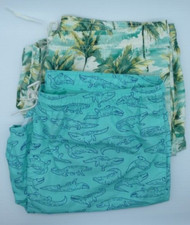 Old Navy Mens Swim Trunks Size XXL Tropical Gator Lined Swimsuit Shorts Lot of 2