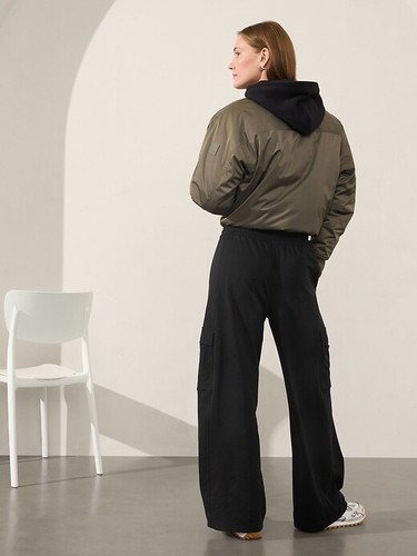 ATHLETA Retroterry High Rise Wide Leg Cargo Pant NWT - SMALL Black #658311 - Picture 2 of 9