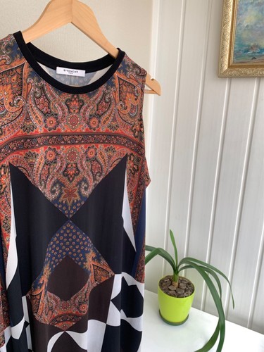 Givenchy Dress Size XS - Picture 3 of 9