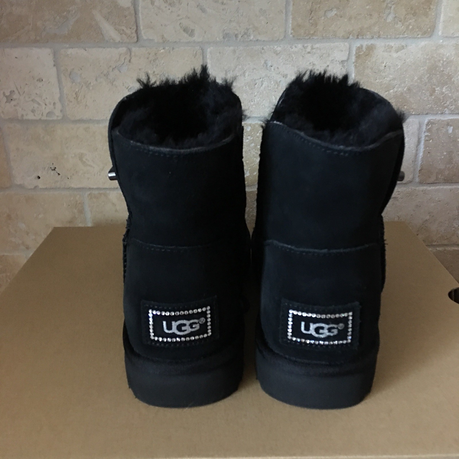 UGG Turnlock Bling Swarovski Crystal 