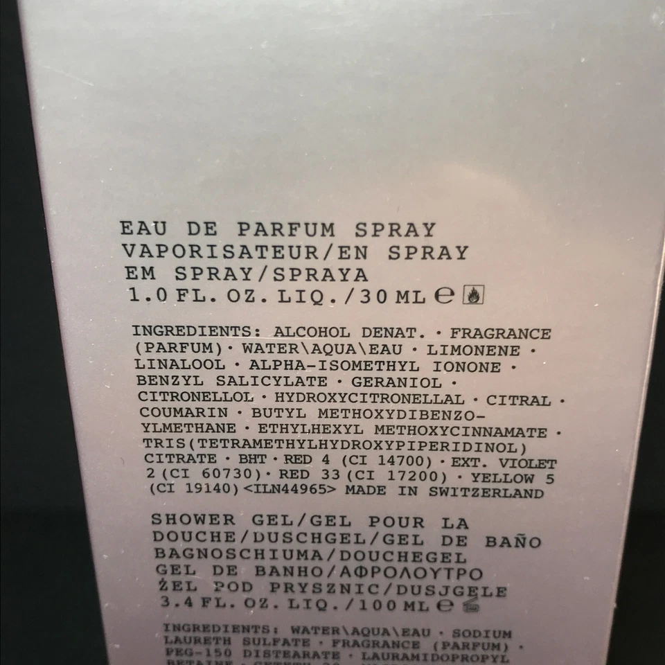Juego de regalo de 2 piezas DKNY STORIES de DONNA KARAN 1,0 OZ EAU DE PARFUM SPRAY Y GEL DE DUCHA DE 3,4 OZ NUEVO EN CAJA Foto 4 de 4