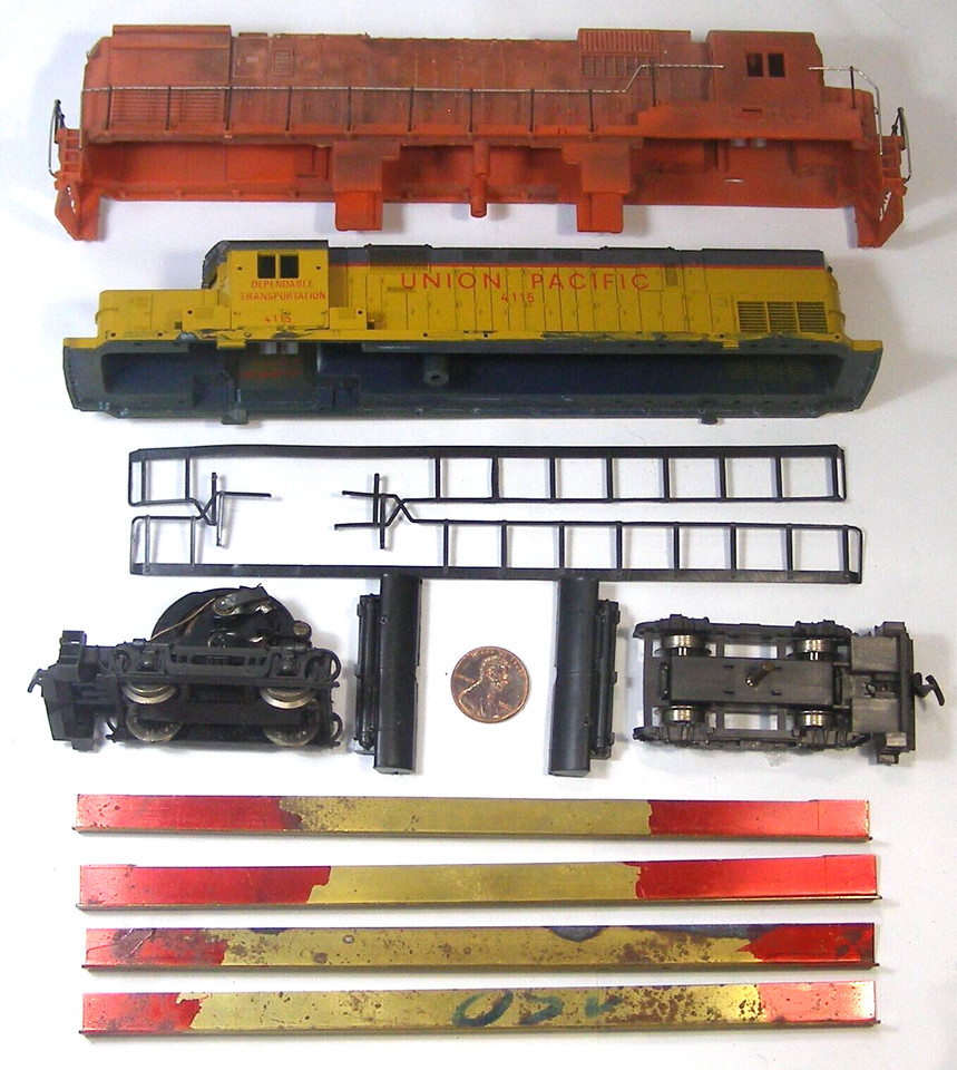 Athearn HO Model Shells w/Parts Alco U.P. & Power Truck