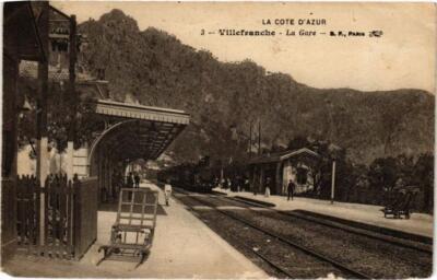 CPA AK VILLEFRANCHE - La Gare (211285)