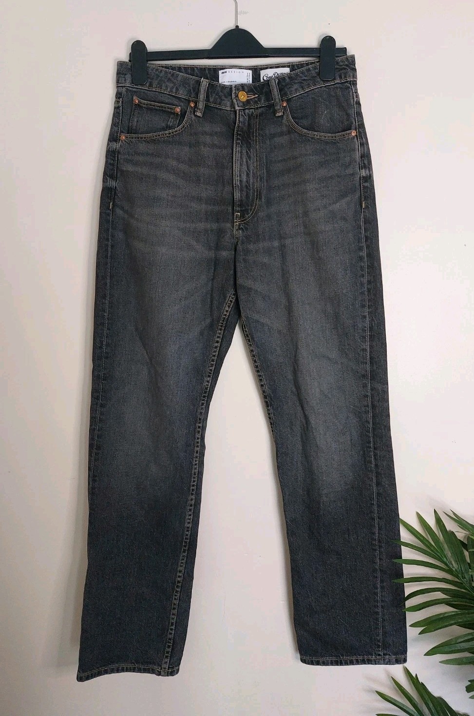 Asos Design  Female Straight High Waist Jean Black UK 12 Waist 30in Length 30in