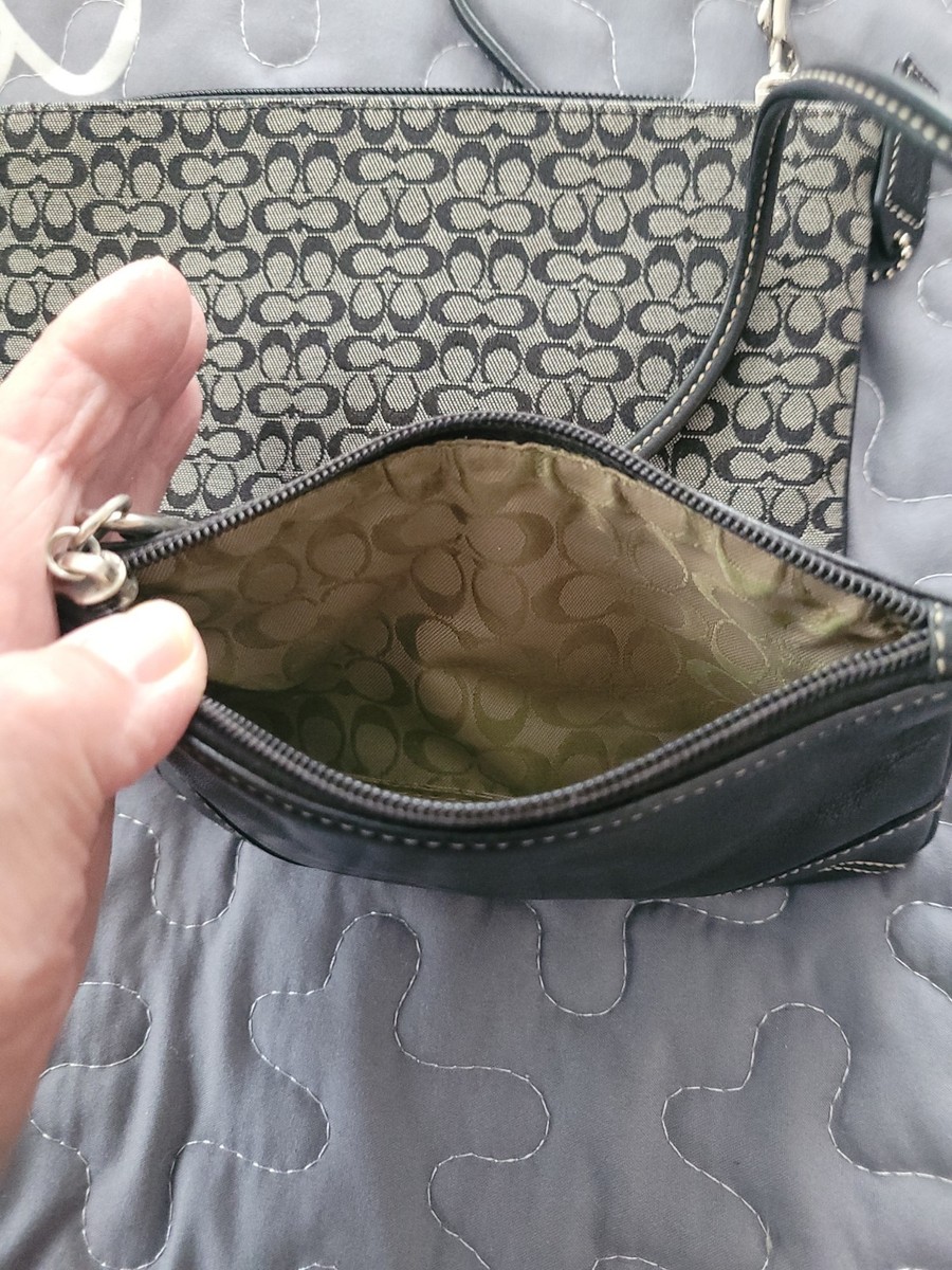 Leather Coach Wristlet, Pre-owned View 2