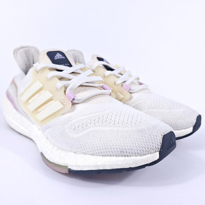 Adidas Ultraboost 22 Women s 6 Running Shoes White HP9179 Made With Nature Boost
