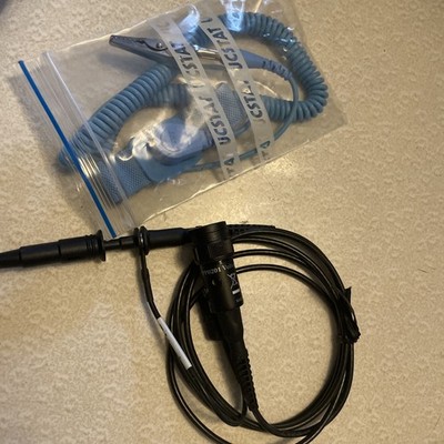 Tektronix TPP0201 10X 200 MHz Passive Voltage Probe &Anti Static Wrist Band