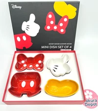 Le Creuset Disney Mickey Mouse Collection Mickey & Minnie Mini Dish set of 4 New